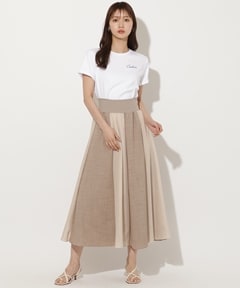 ベージュ