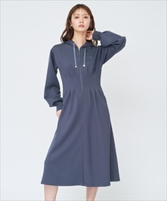 チャコールグレー