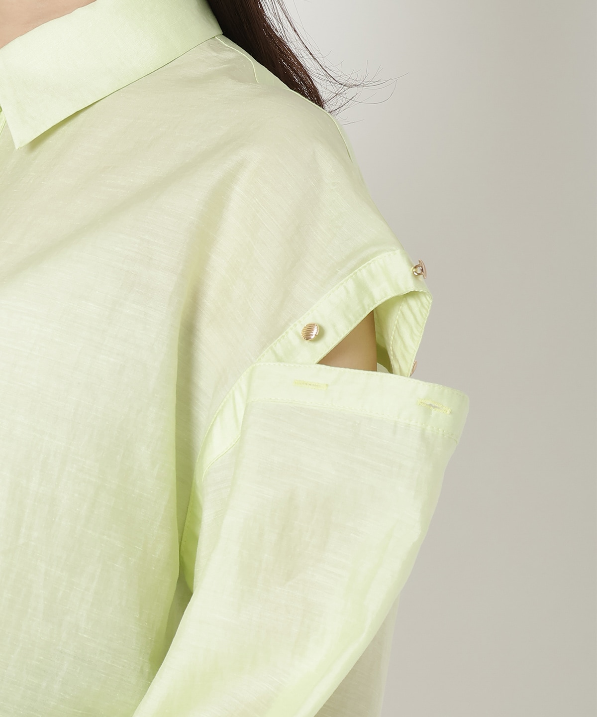 オープンショルダーシャツ