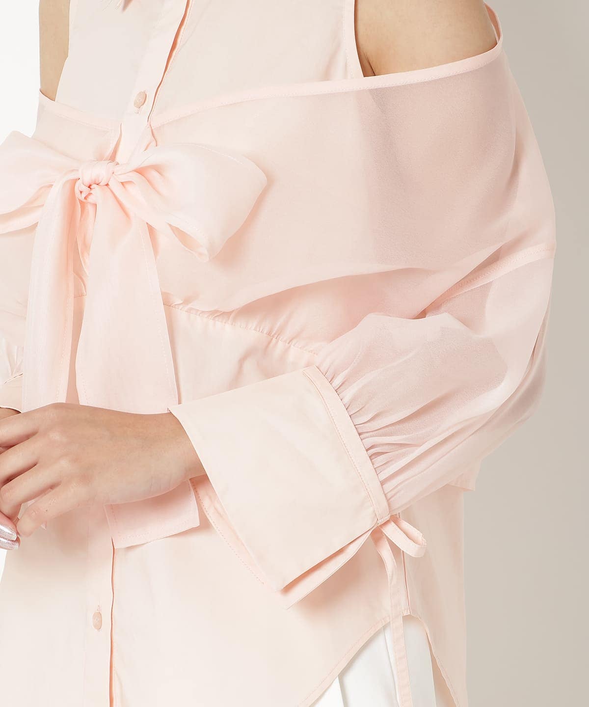 フロントリボンオフショルシャツ