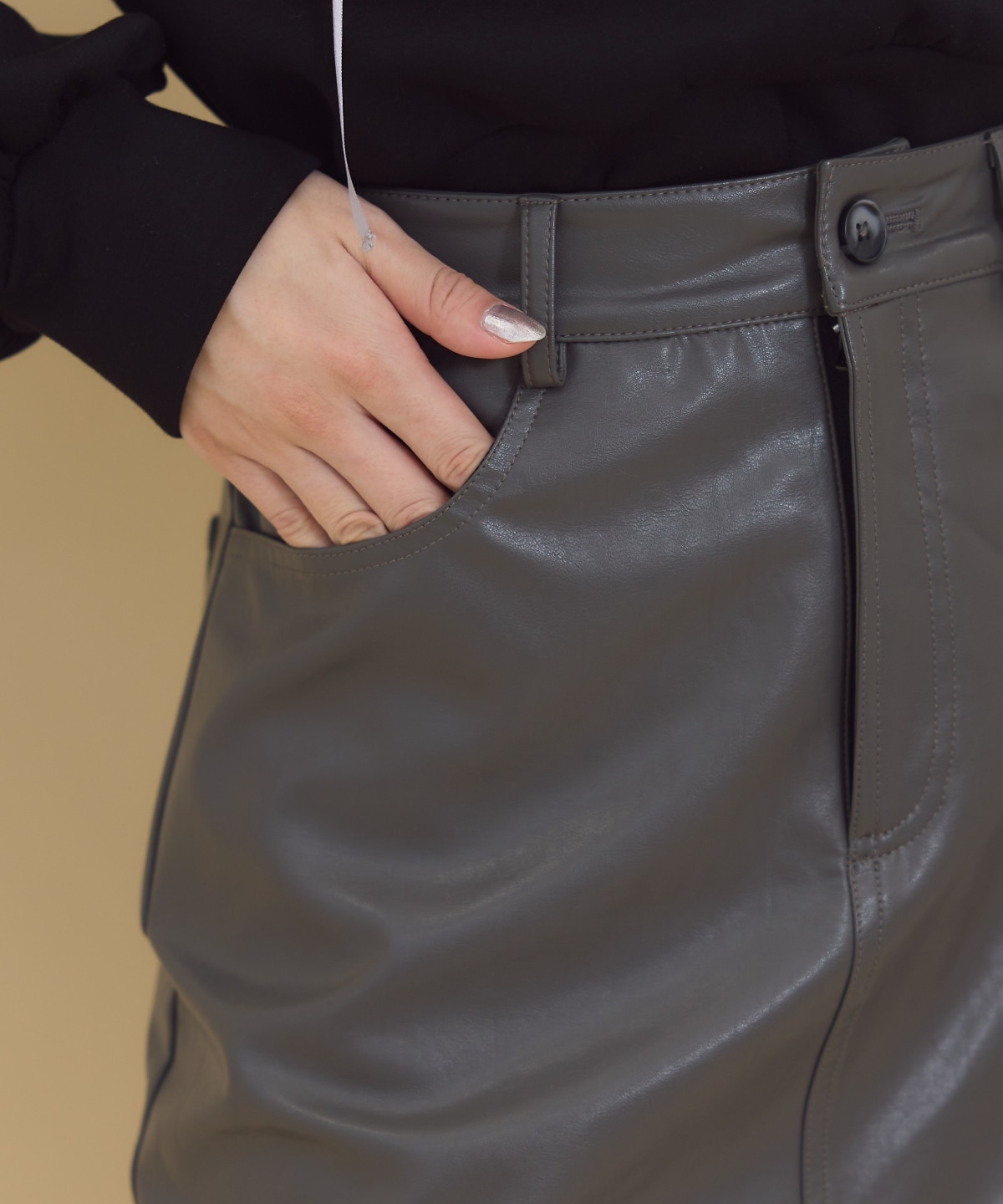 レザーロングスカート