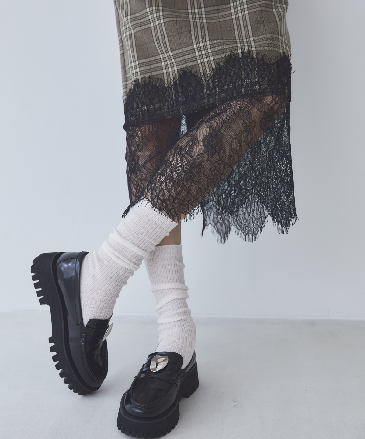チェック×レースタイトスカート