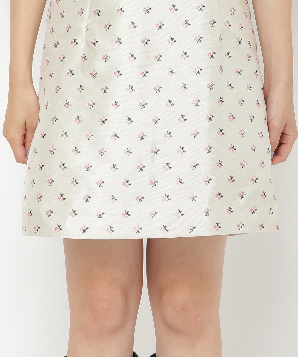 ジャガードフラワーミニワンピース