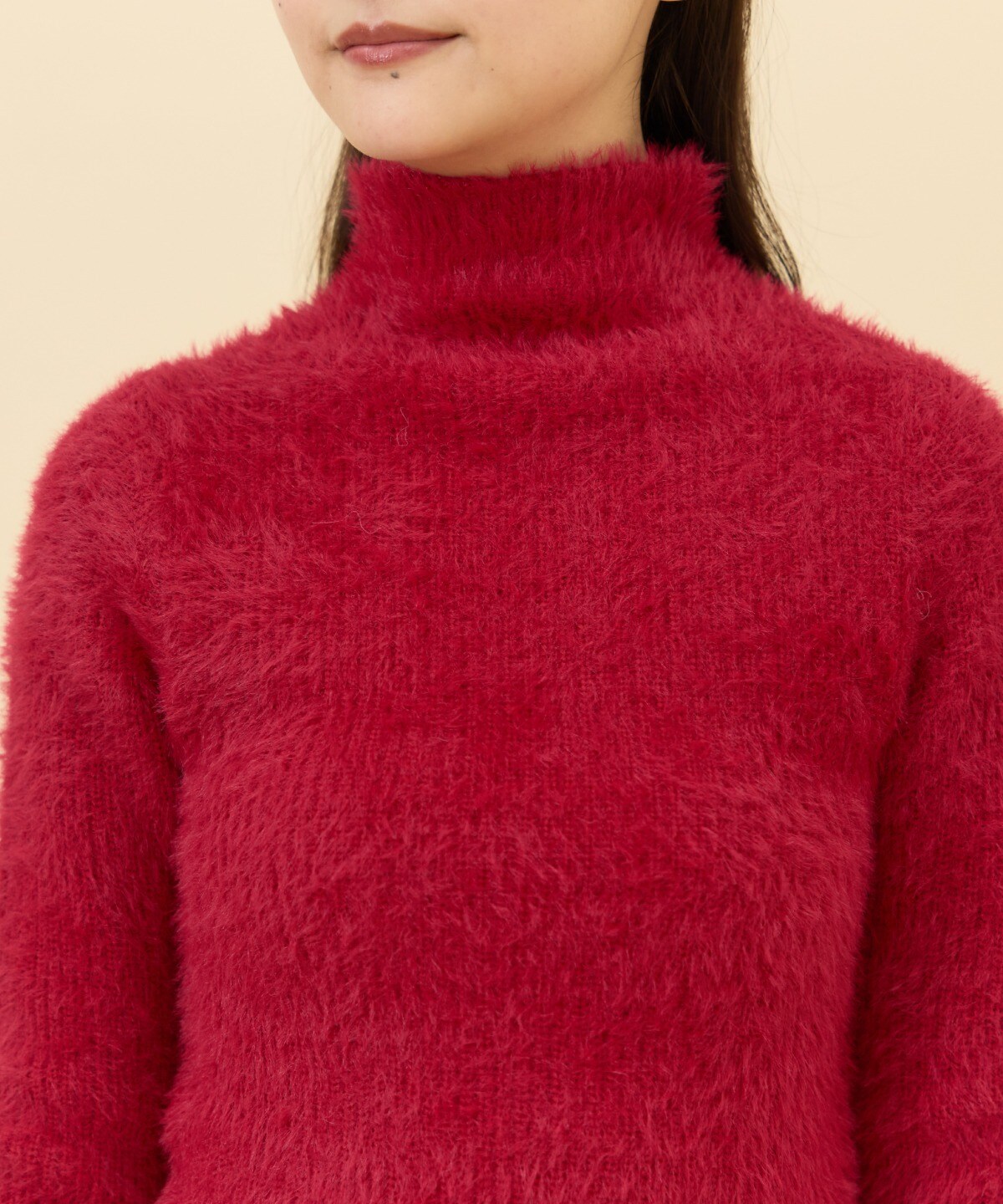 ハイネックフェザーニット