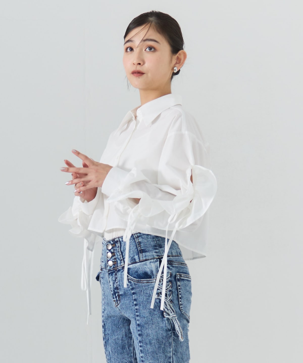 カットオフフリルリボンシャツ