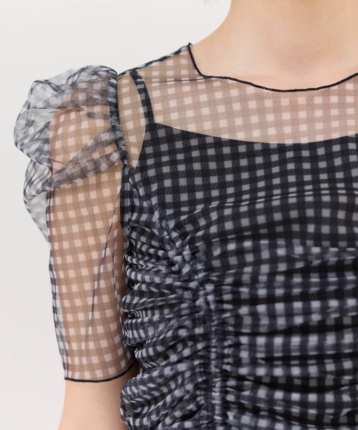 ギンガムチェックチュールトップス
