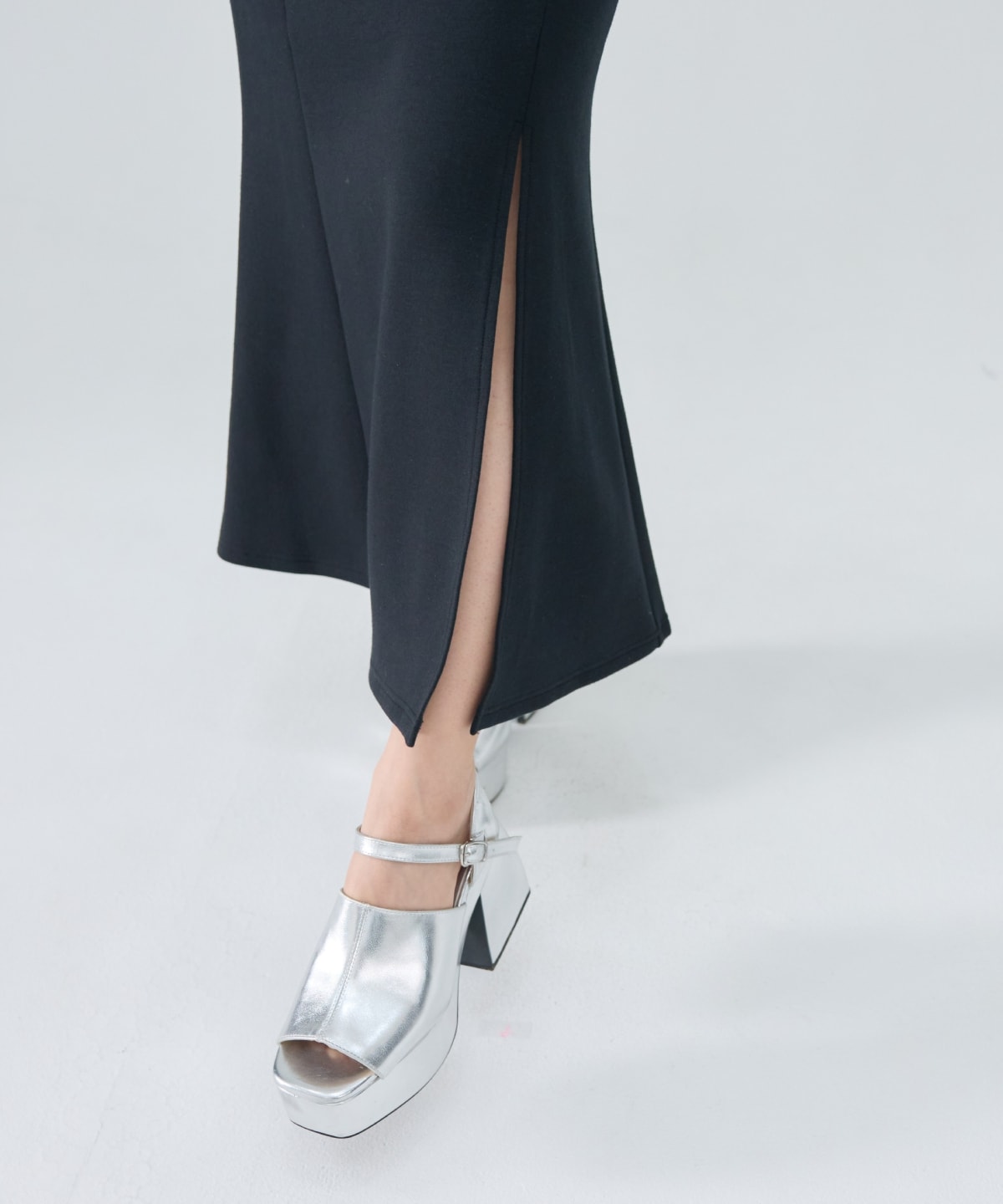 【セットアップ可能】ダンボールマーメイドロングスカート