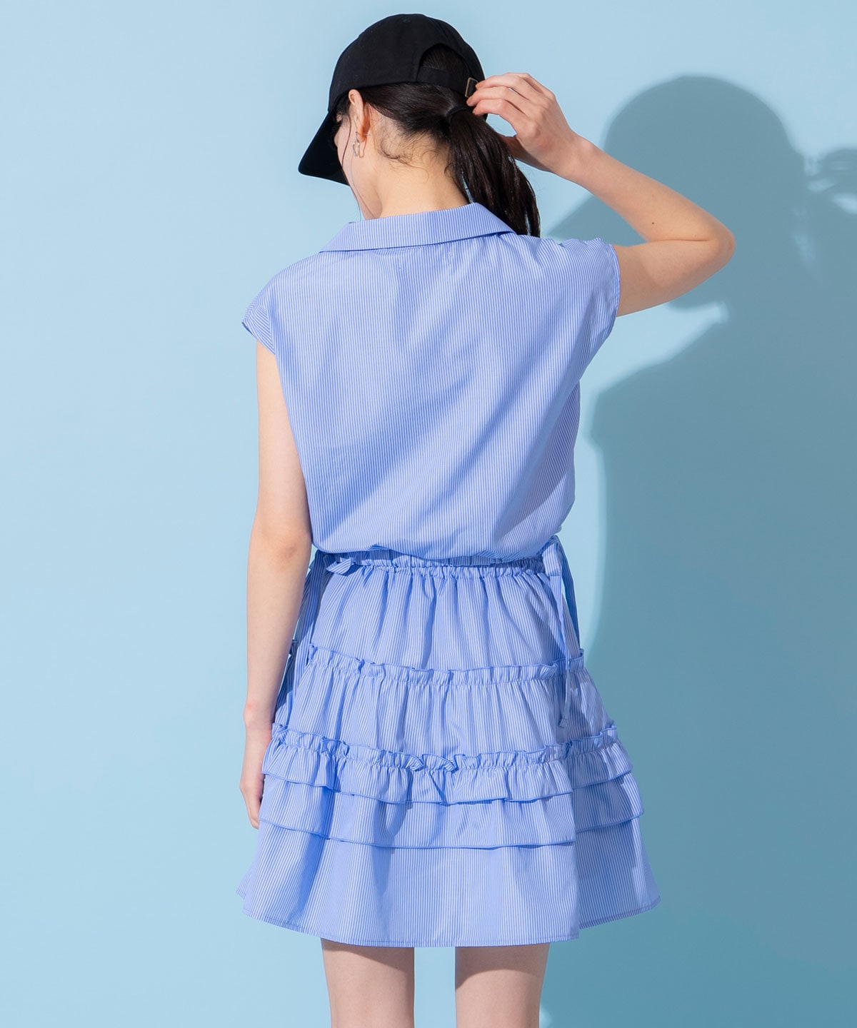 ストライプブラウス×ティアードスカートセットアップ