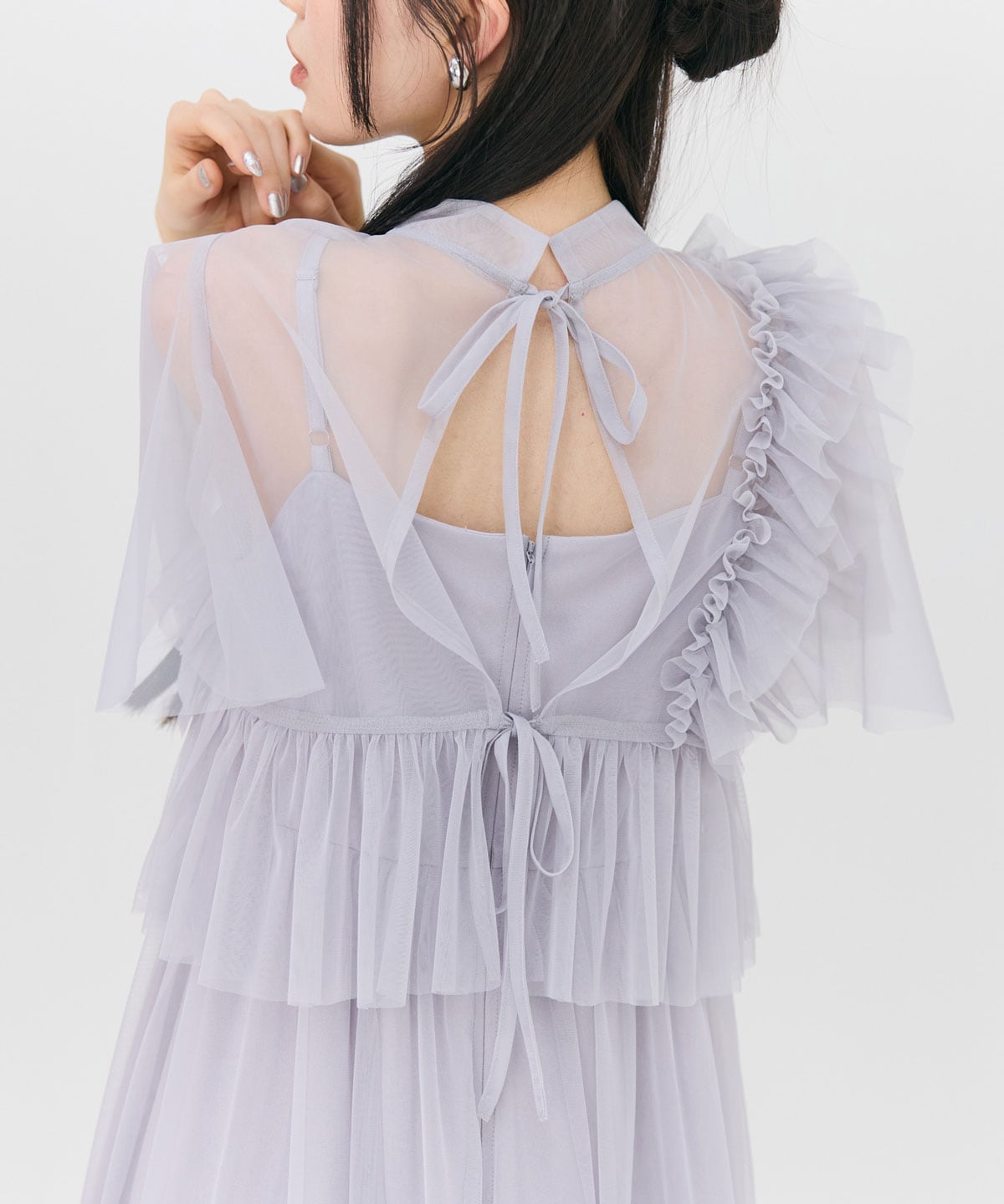 チュールフリルブラウス×キャミワンピースドレス