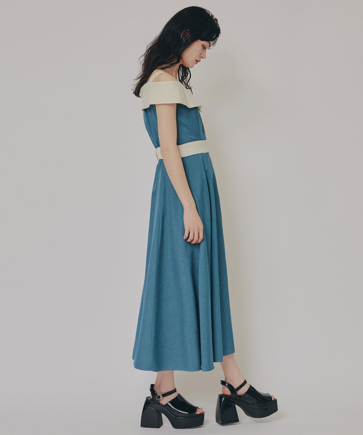 バイカラーアシメショルダーワンピース