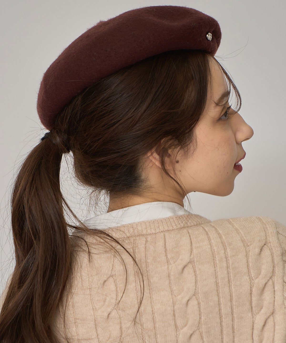 メタルプレートベレー