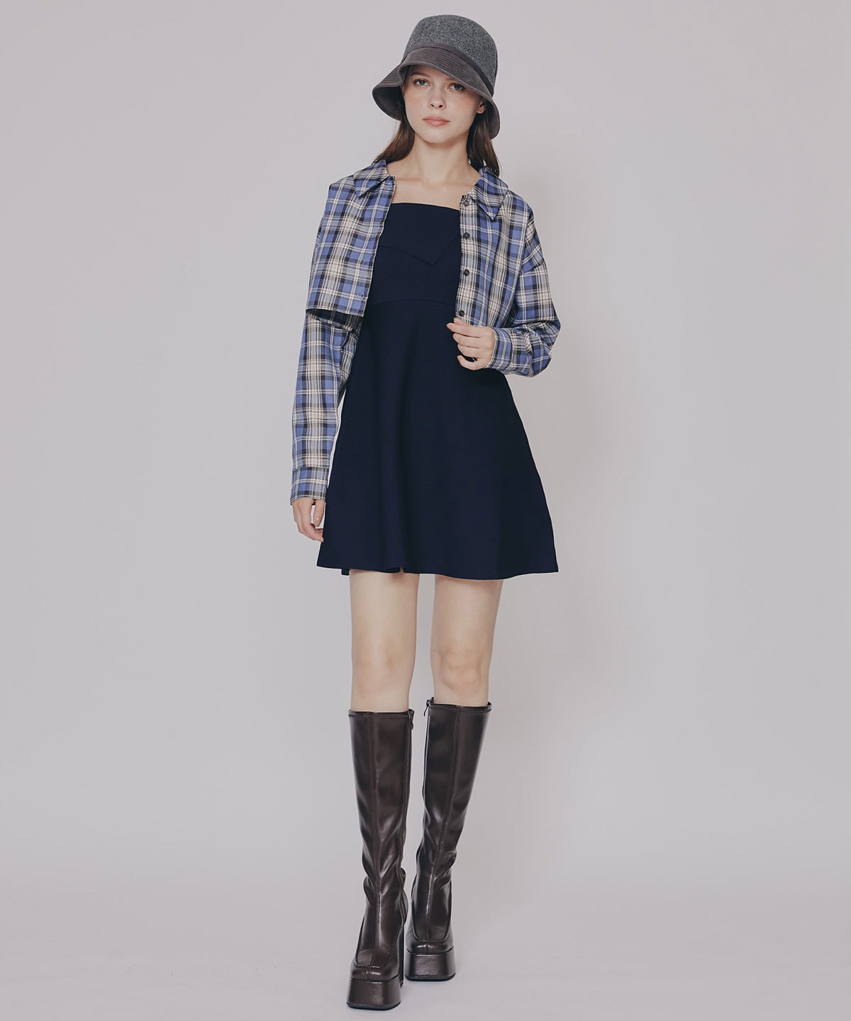 バックベルトバケットハット