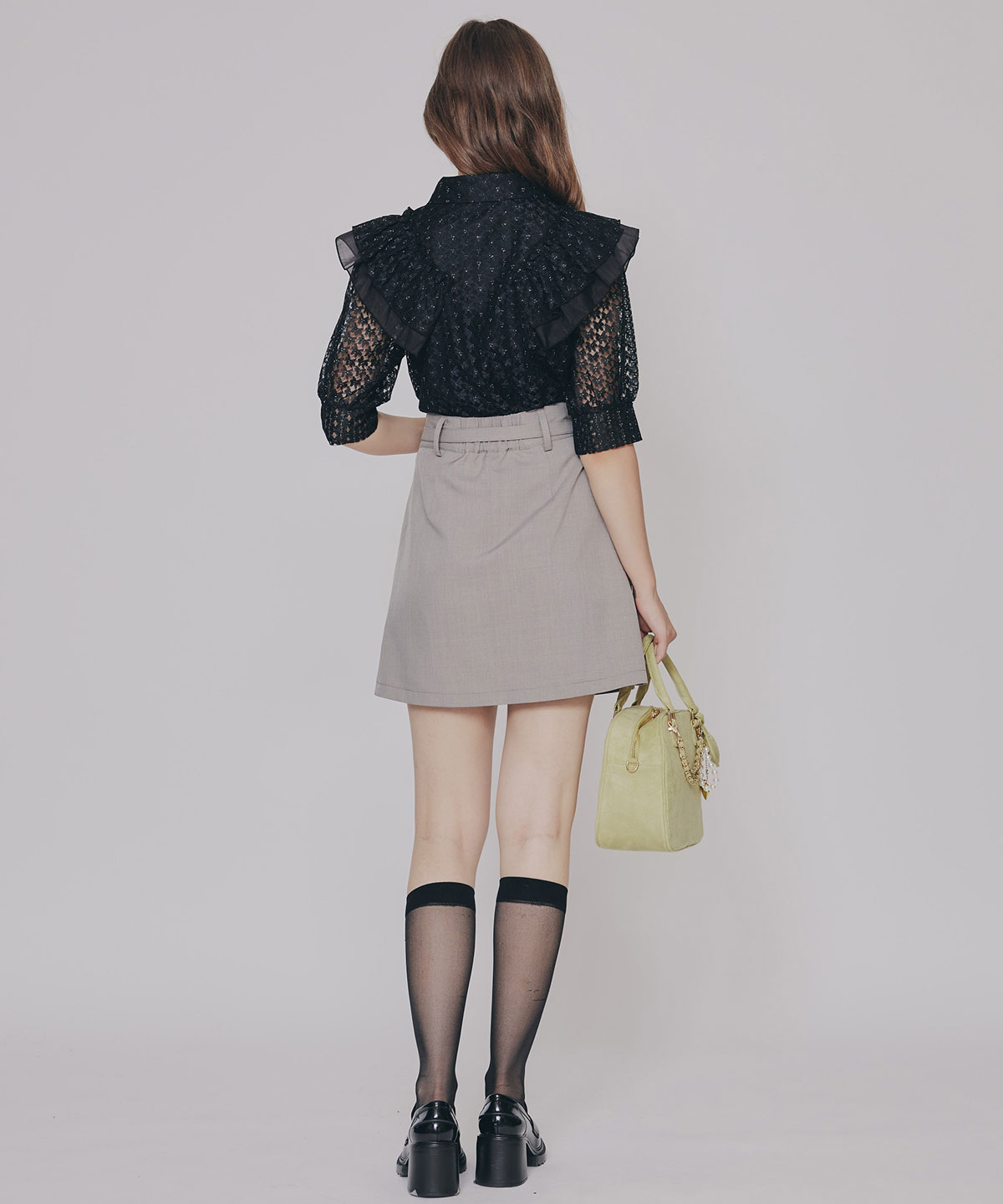 ラメレースフリルハーフスリーブブラウス