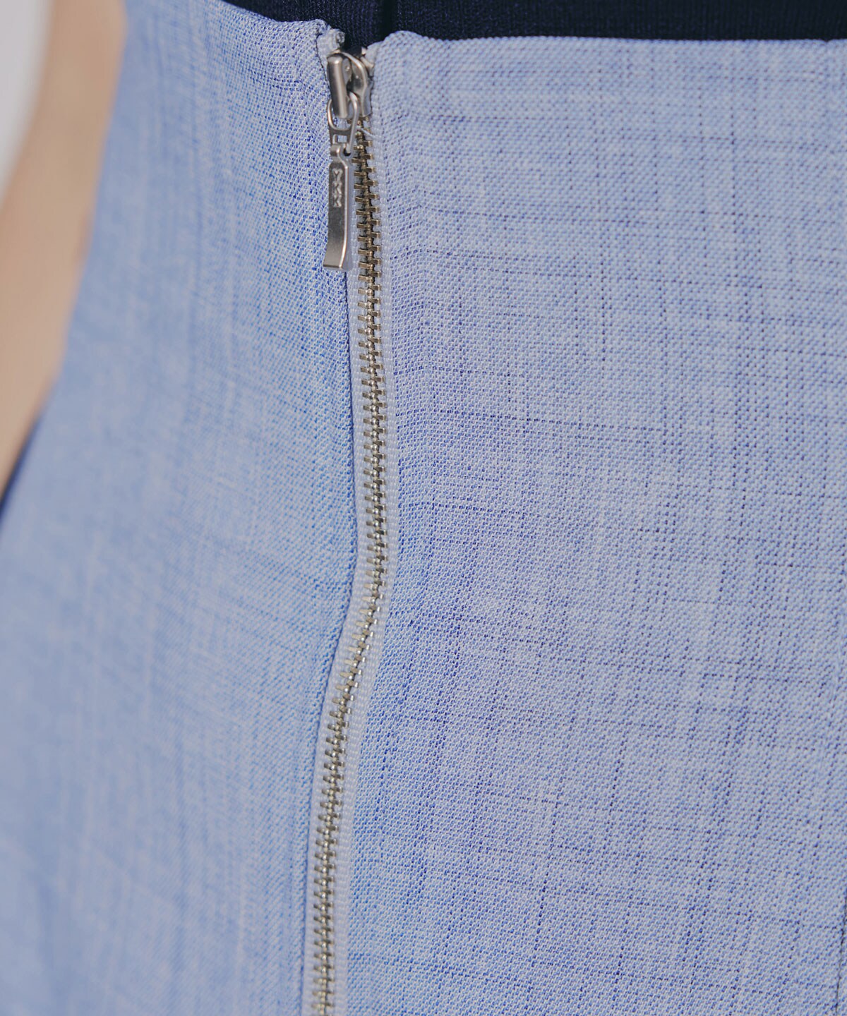 フロントジップバイカラーミディスカート