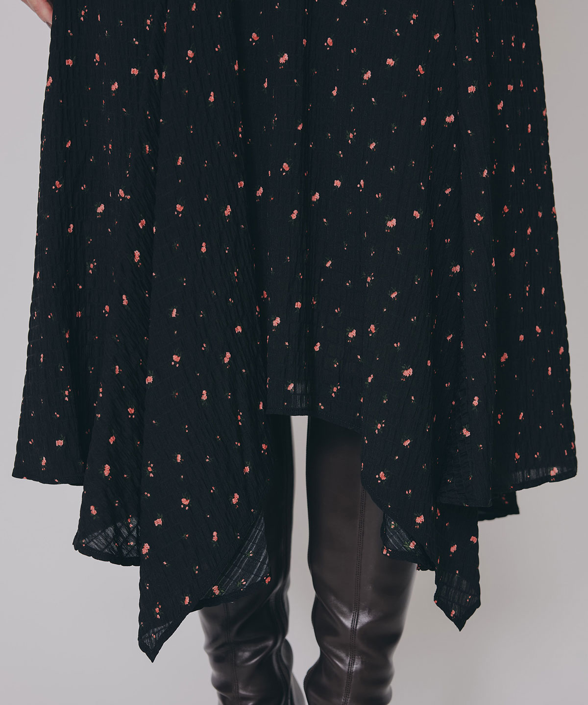 ミニフラワーイレヘムロングスカート