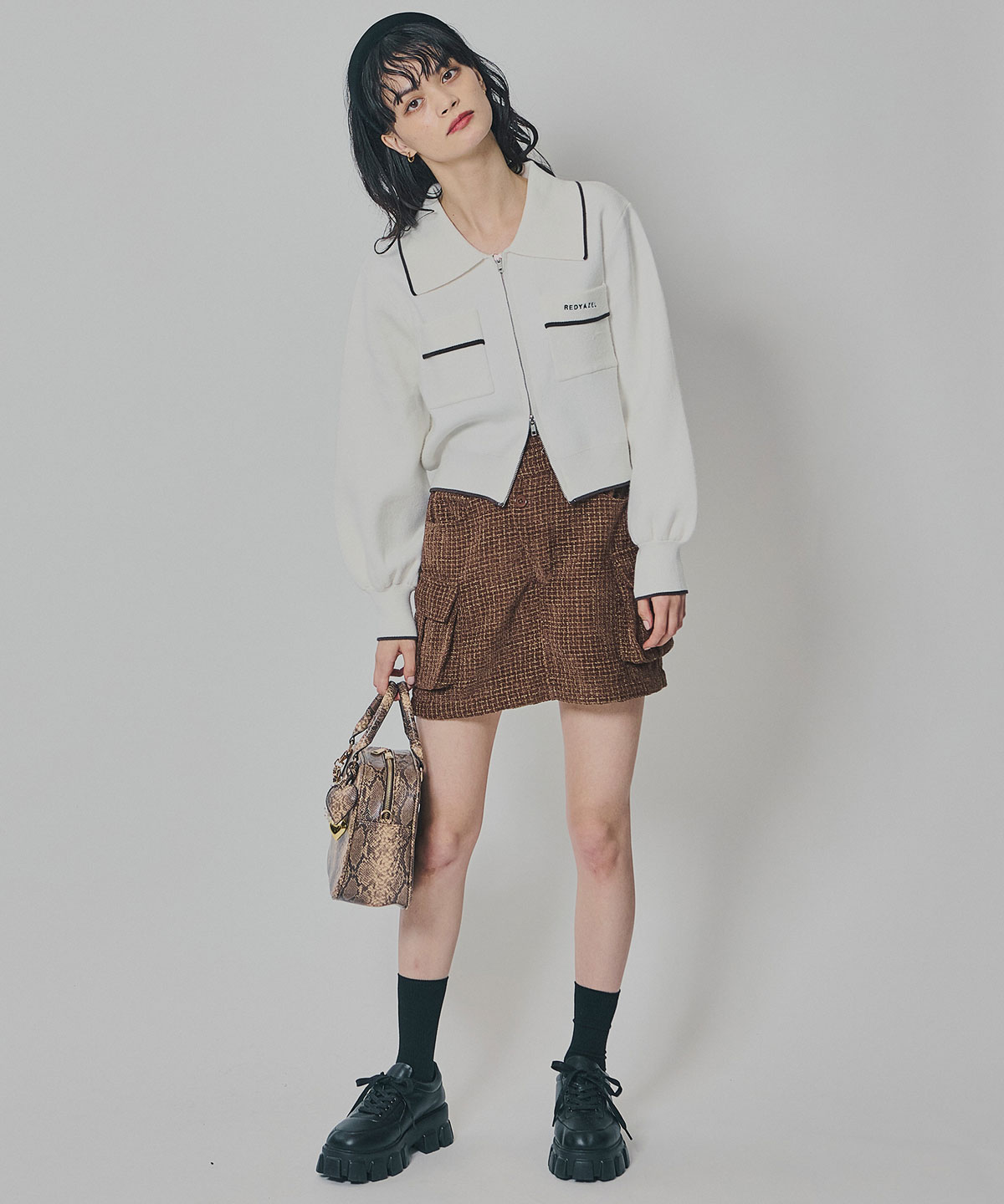 モールツイードカーゴミニスカート