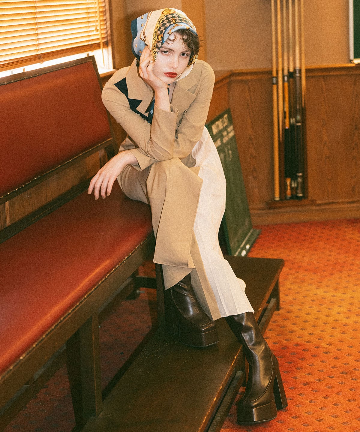 バイカラープリーツトレンチワンピース