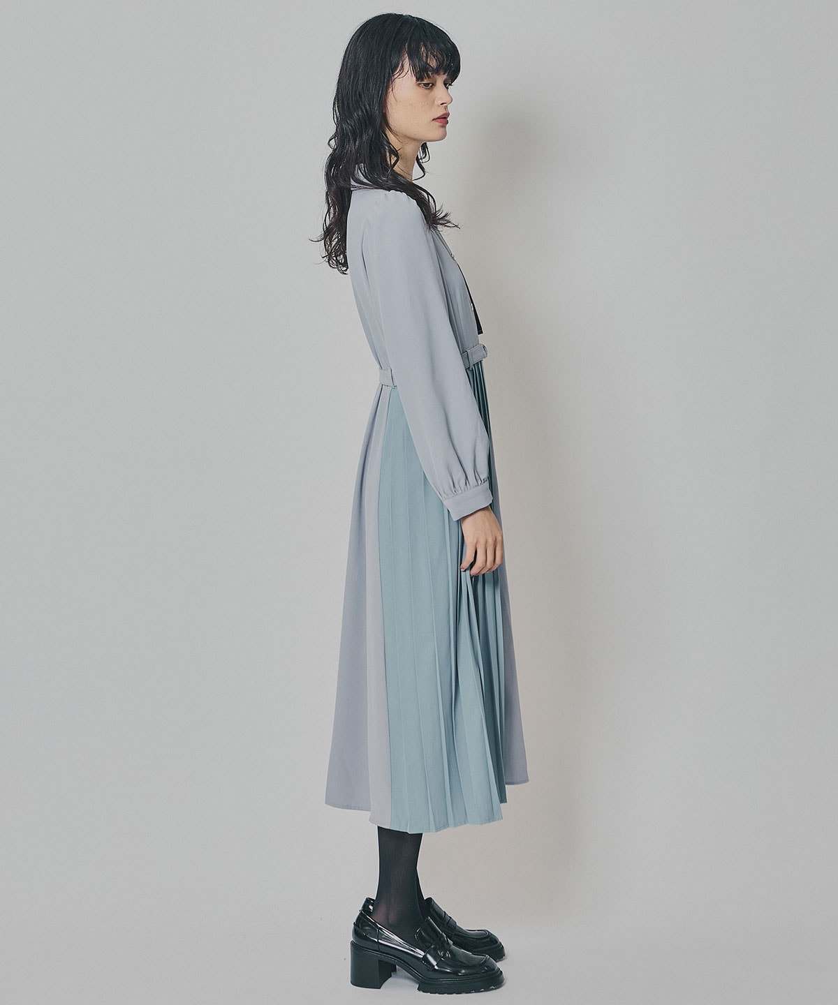 カラーブロックパネルアシメプリーツワンピース