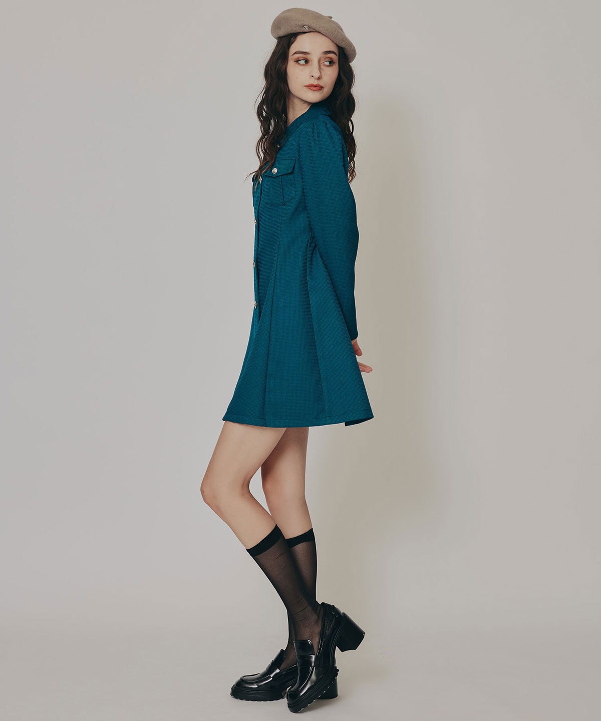 エンブレムボタンマイクロワッフルシャツワンピース(S グリーン エンブレムボタンマイクロワッフルシャツワンピース(S グリーン