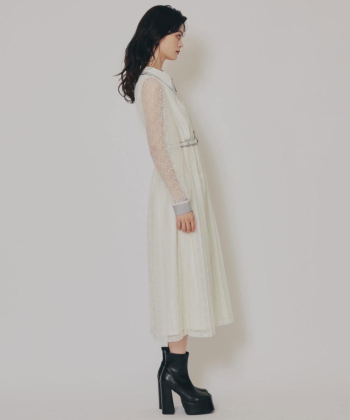 バイカラーレースプリーツロングスリーブワンピース