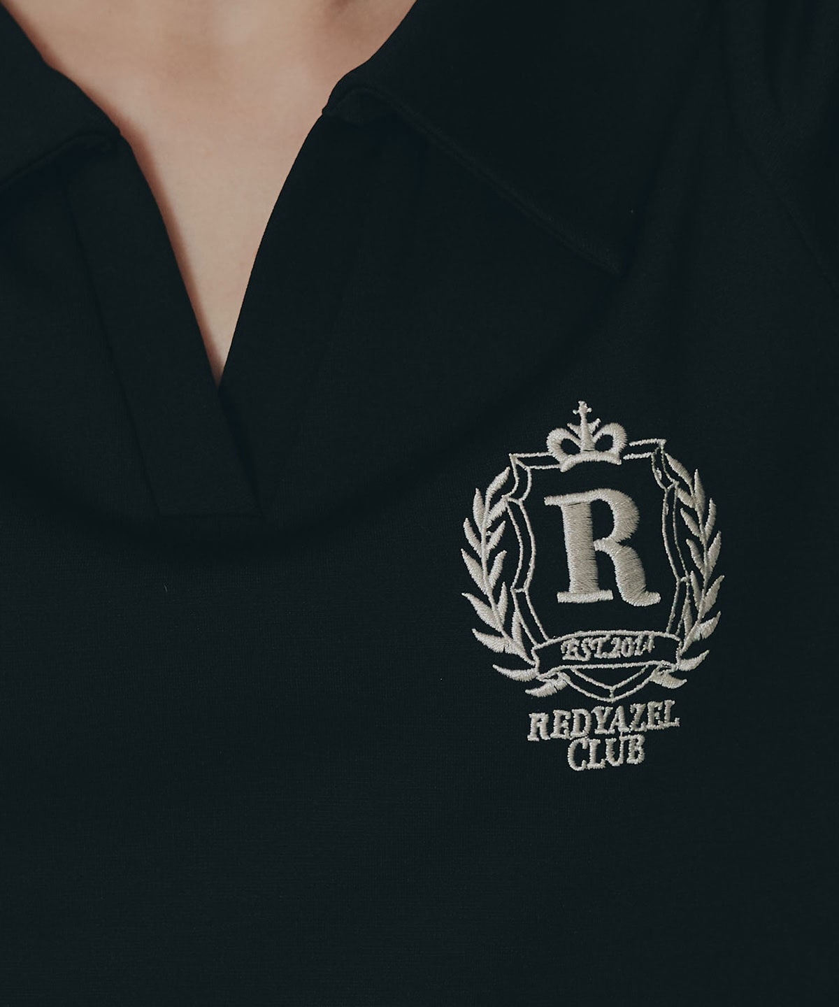 エンブレムサイドレースアップロングスリーブワンピース