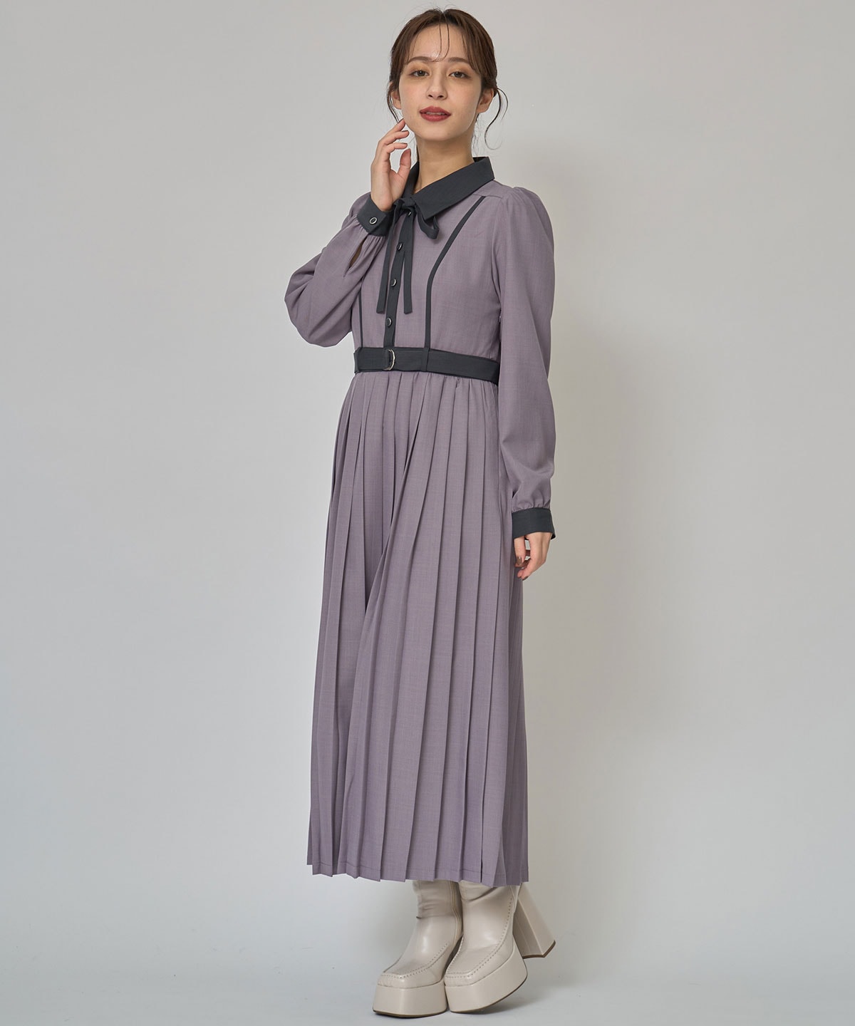 クラシカルバイカラーラインリボンタイプリーツロングワンピース