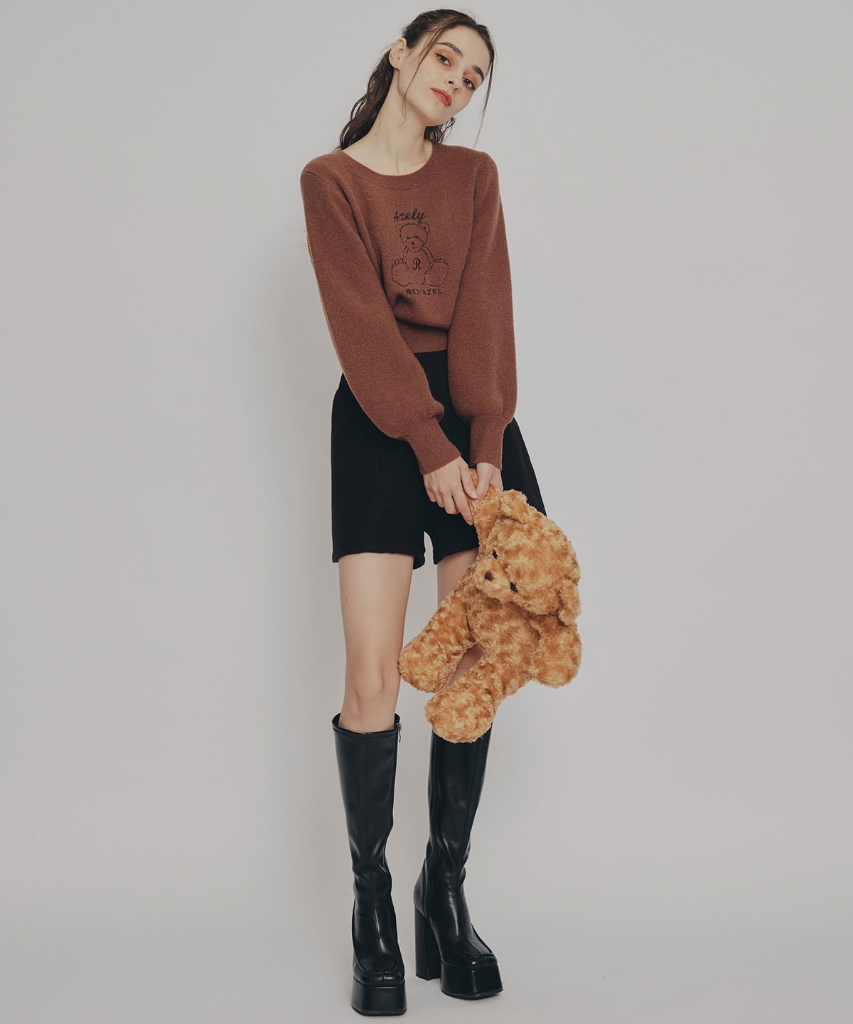 Azelyフラッフィニットプルオーバー