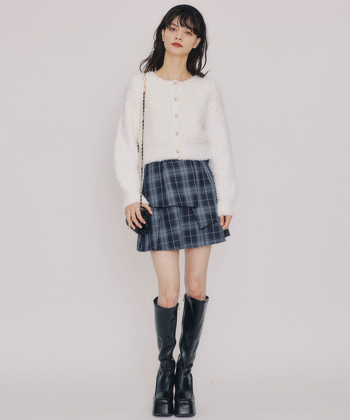 フラッフィブークレシャギーニットカーディガン