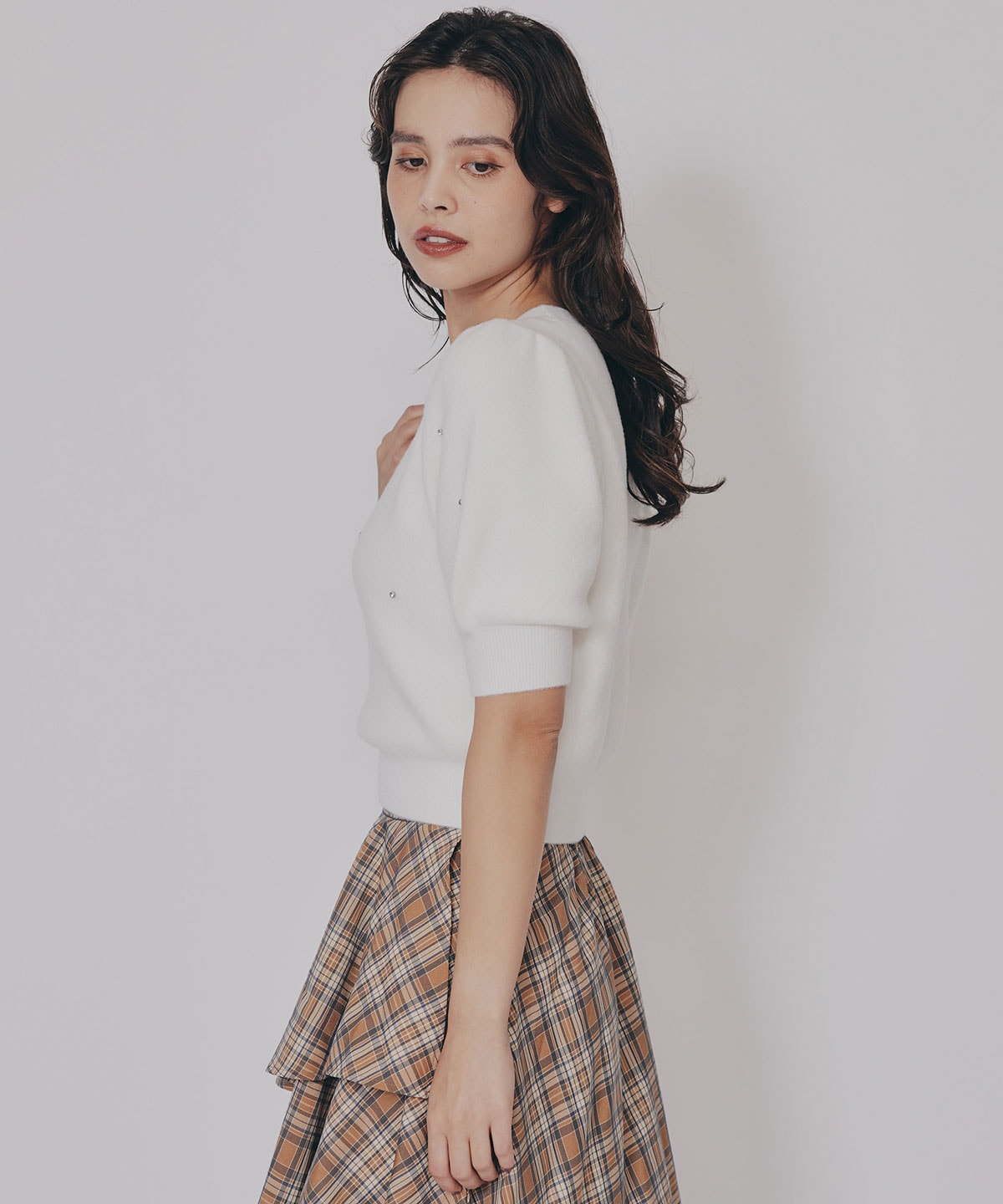 ビジューパフスリーブニットトップス