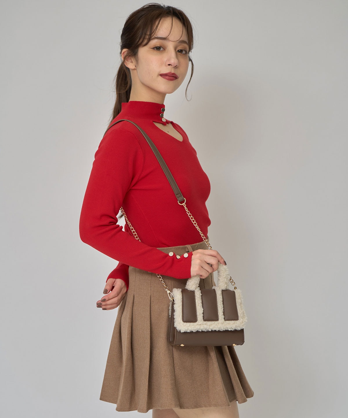 2WAYハイネックボタンニットトップス