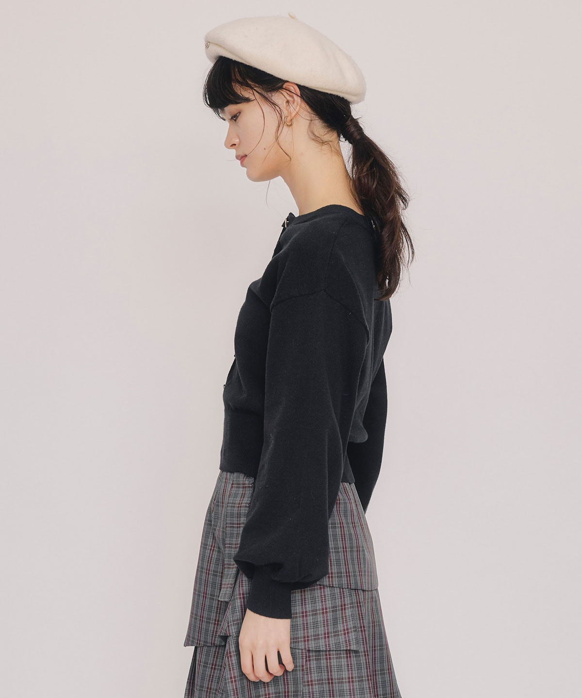 アシメカットデザインニットプルオーバー