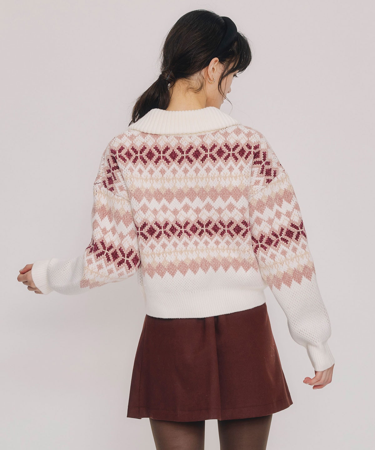 ビジューノルディックデザインニットプルオーバー