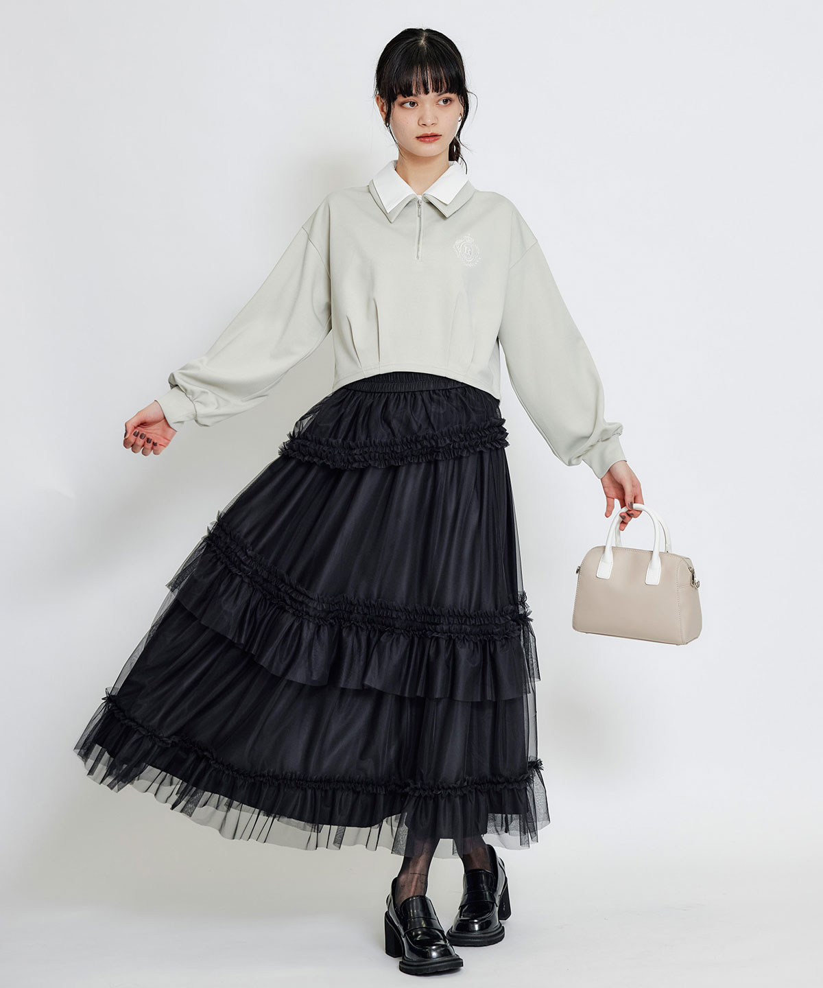 ソフトチュールフリルロングスカート