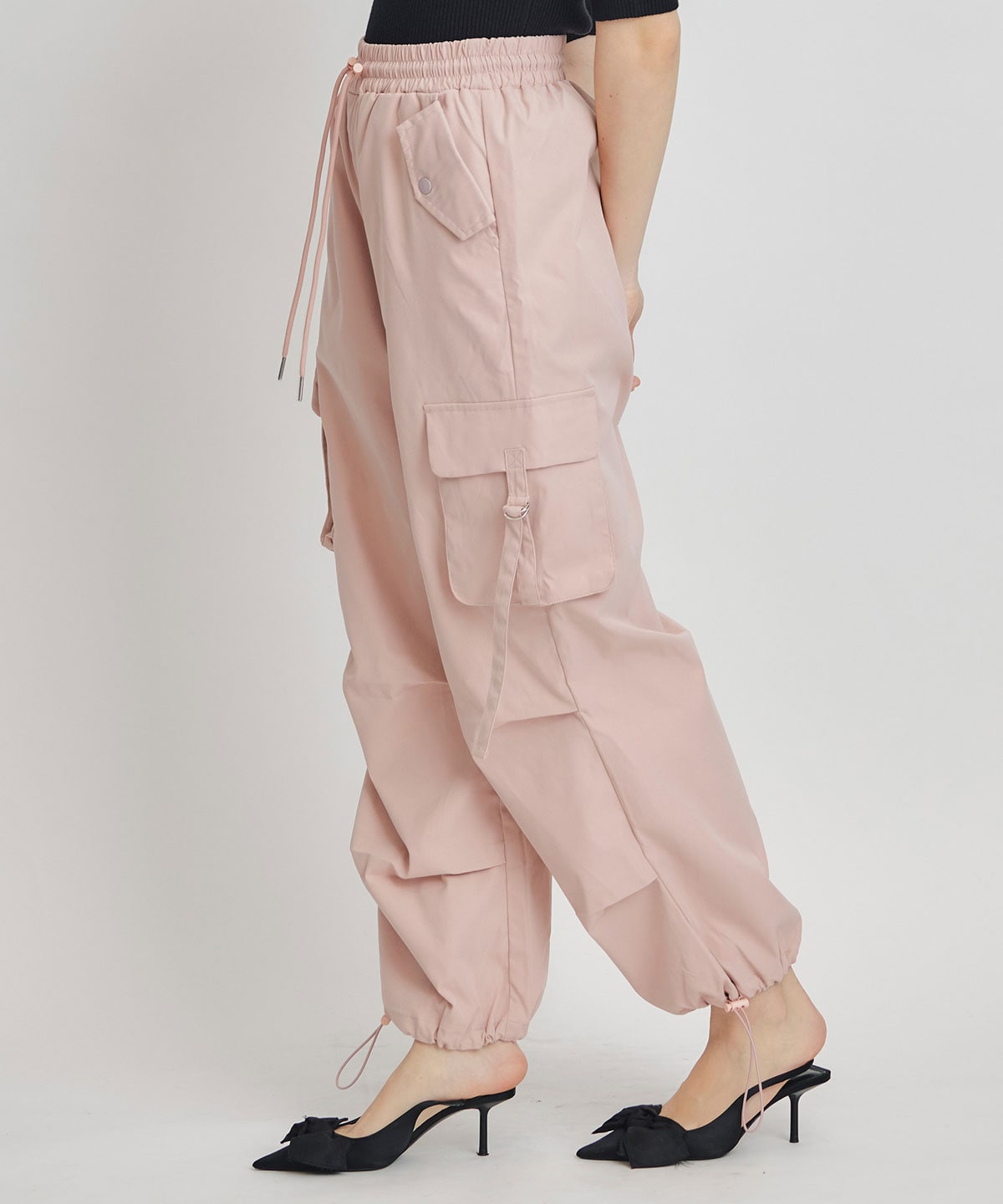 タブフラップポケットカーゴパンツ