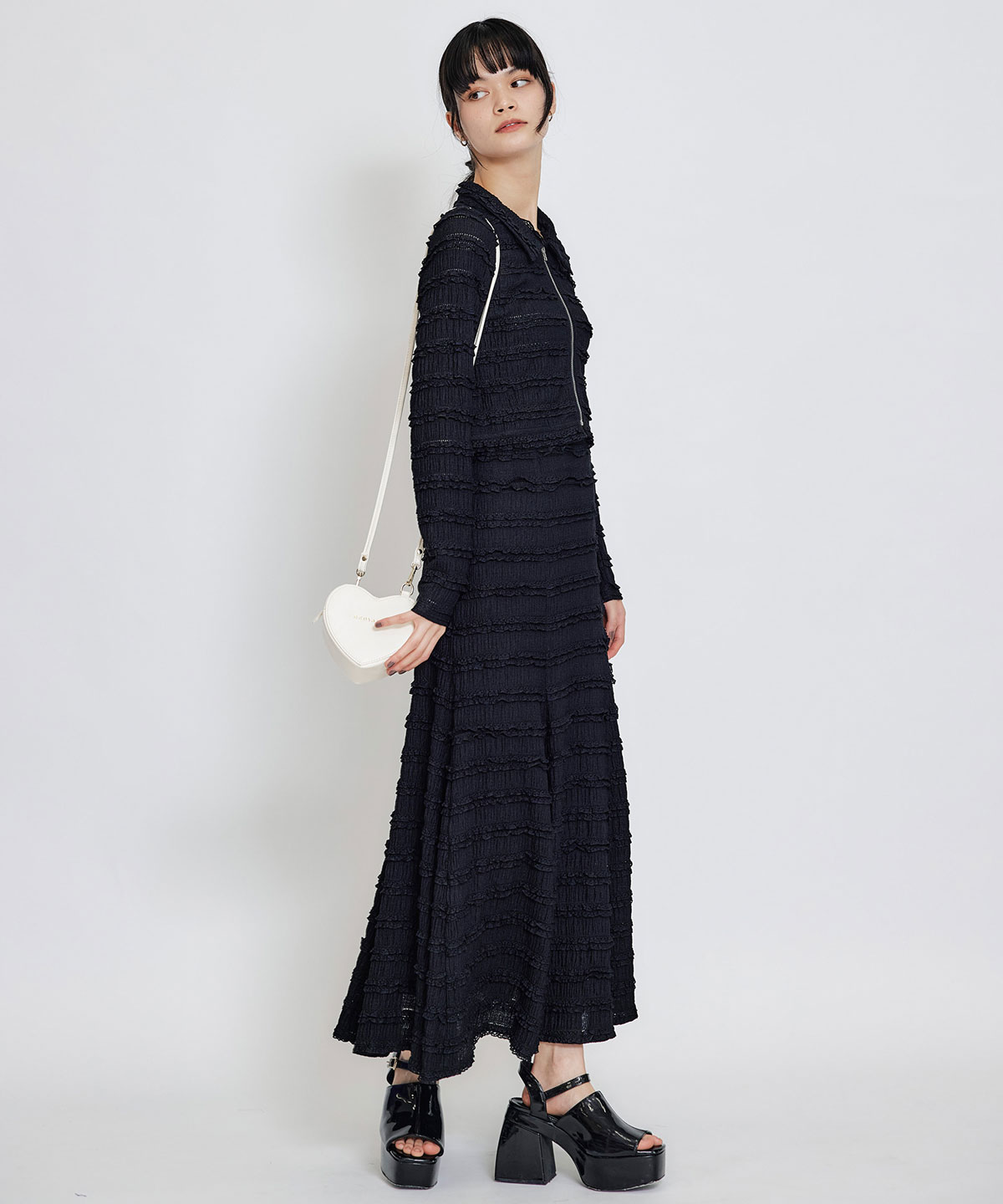 ミニフリルZIPブラウス×ミニフリルフレアロングスカートセットアップ