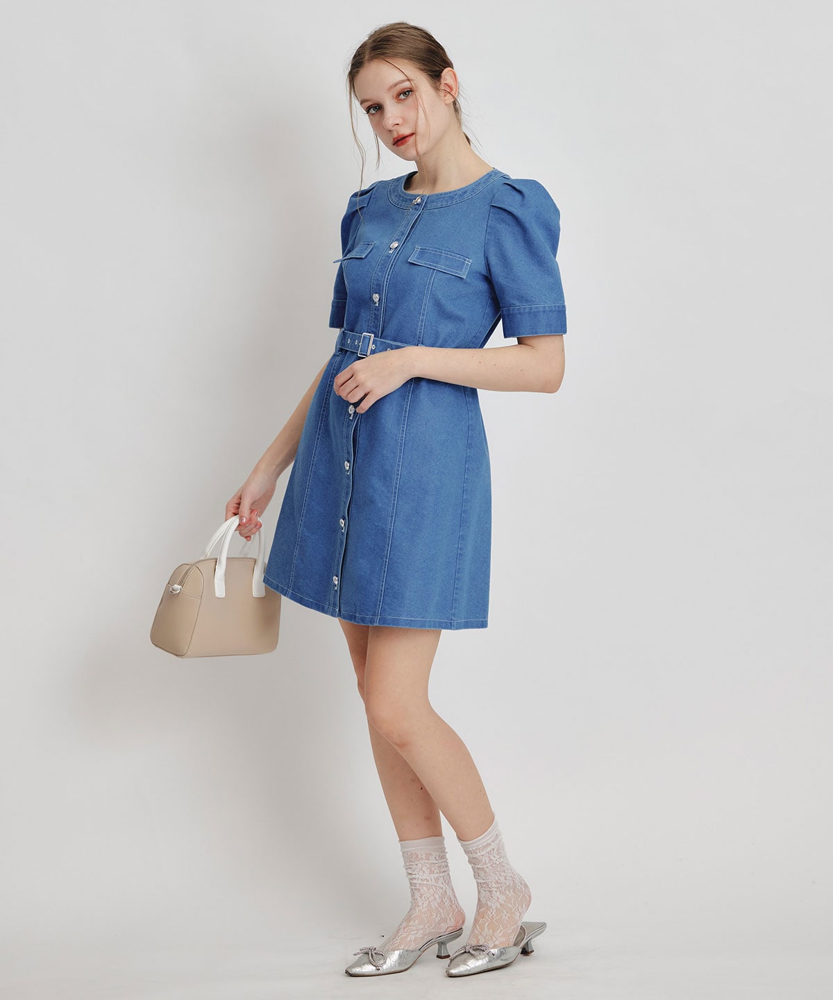 バイカラーステッチノーカラーデニムフレアミニワンピース