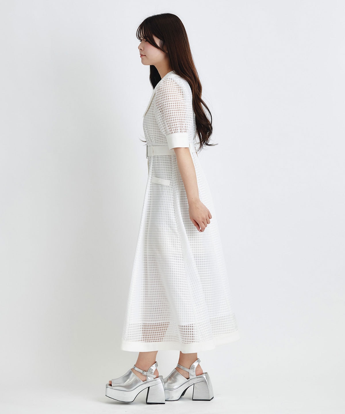 シアーチェックビッグカラーフレアロングワンピース