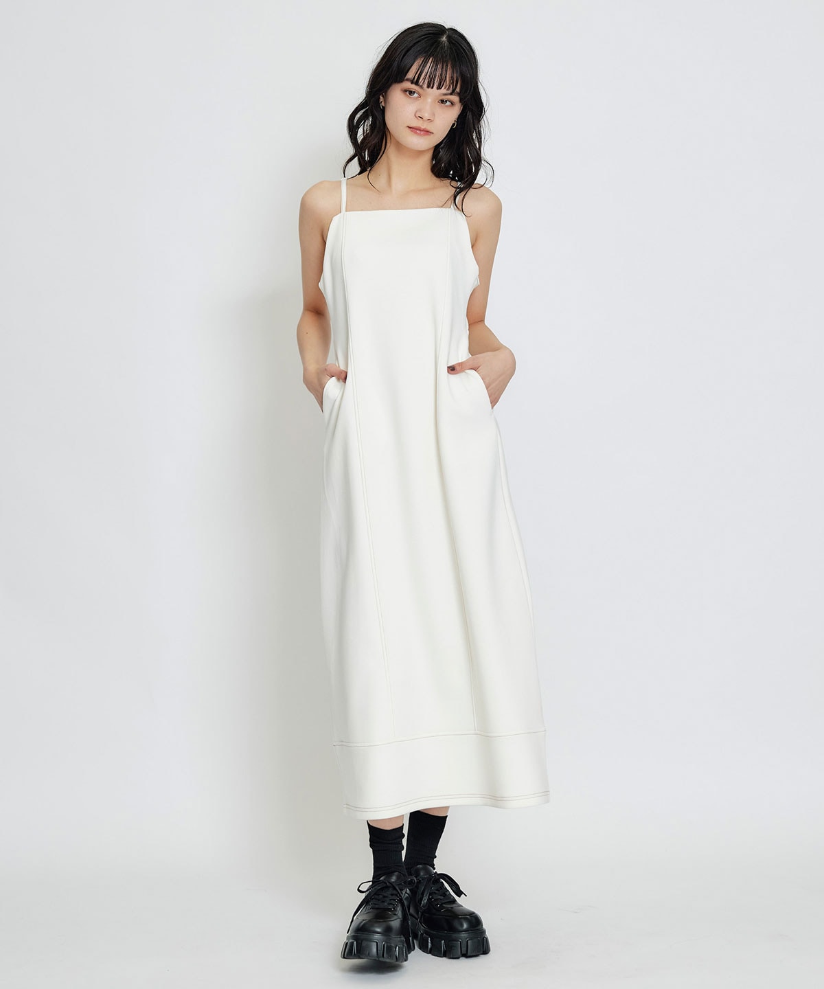 【セットアップ可能】バイカラーステッチカットロングワンピース