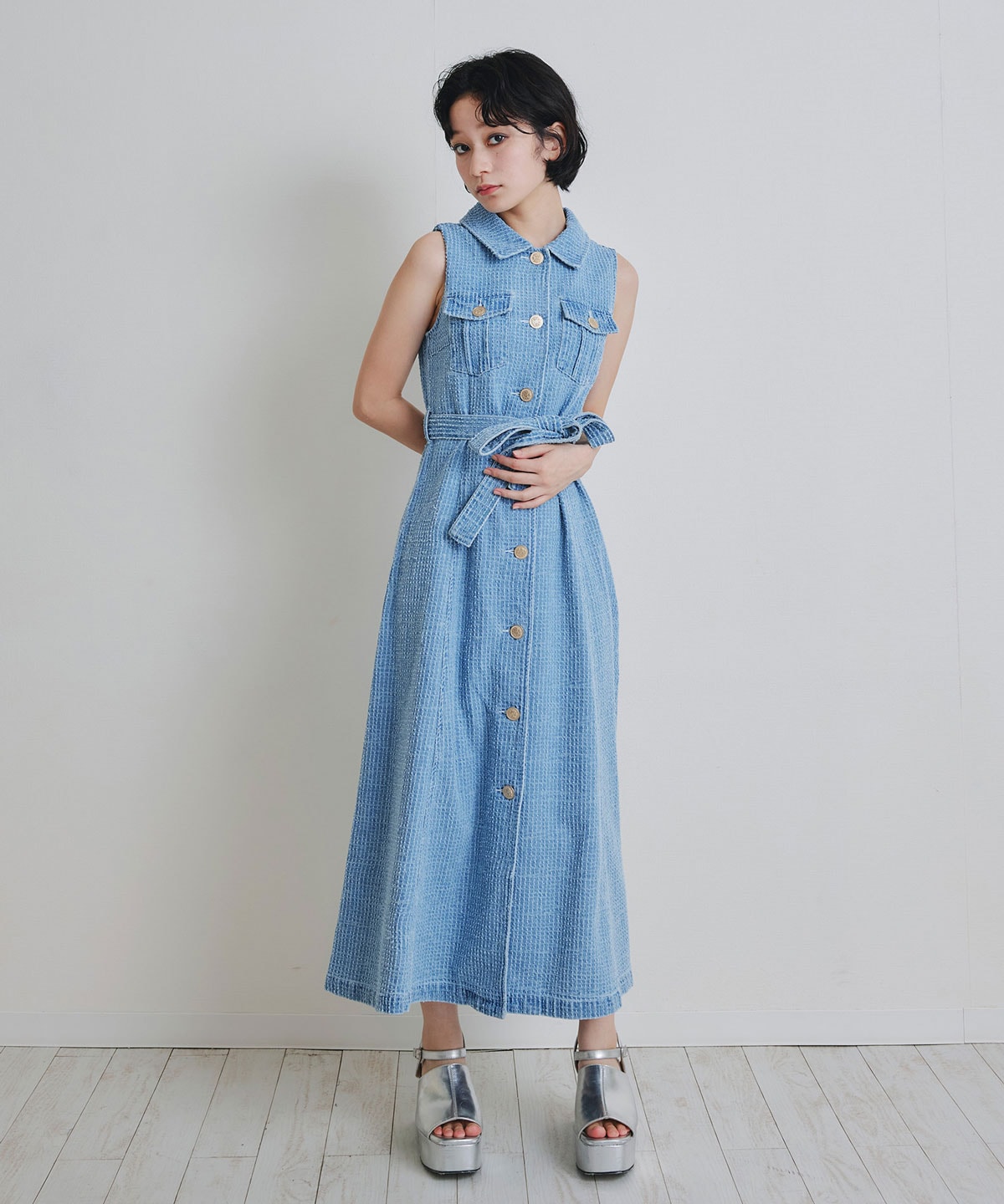 レーザーカットデニムロングシャツワンピース