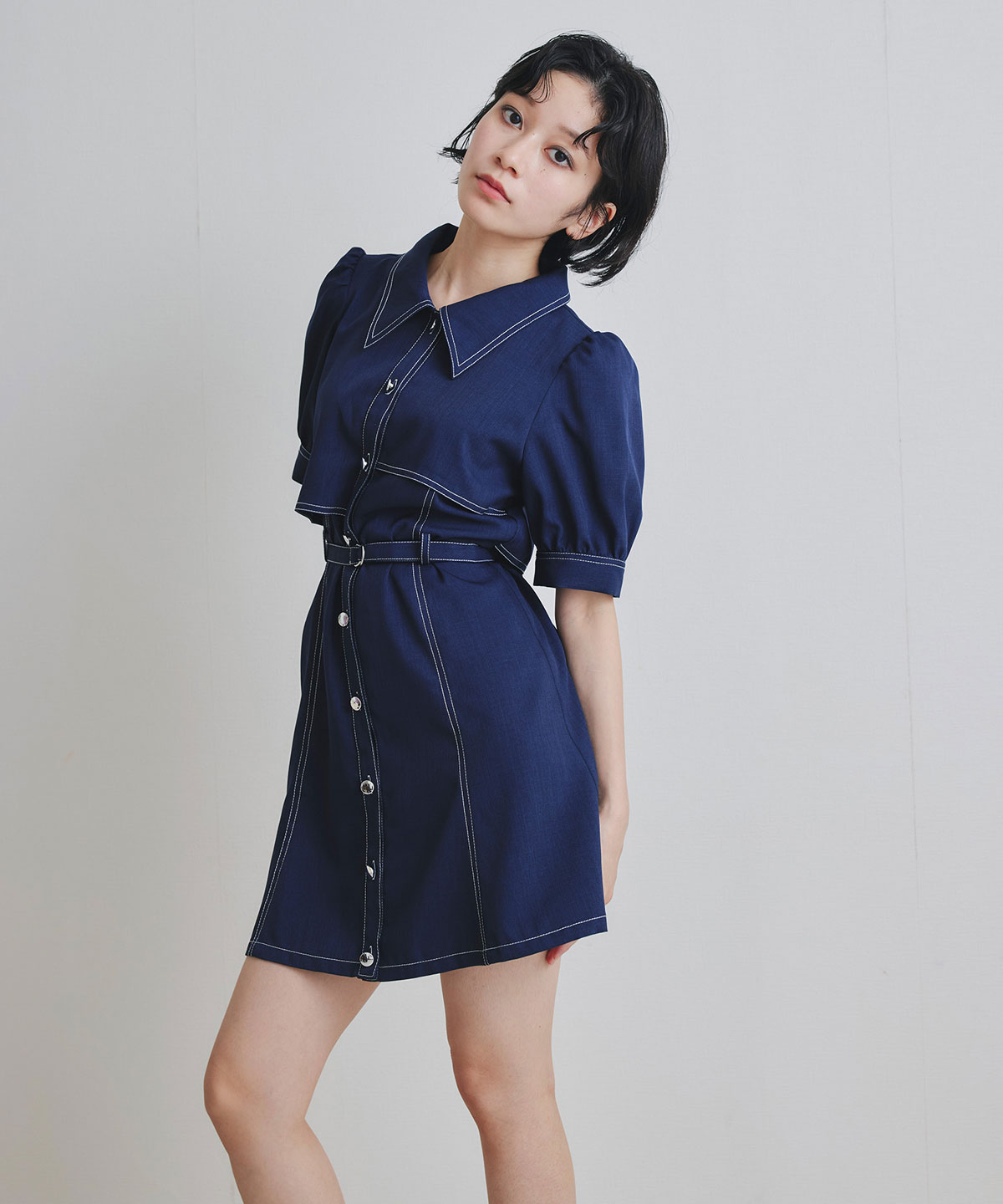 ステッチバイカラーレイヤードフレアミニワンピース