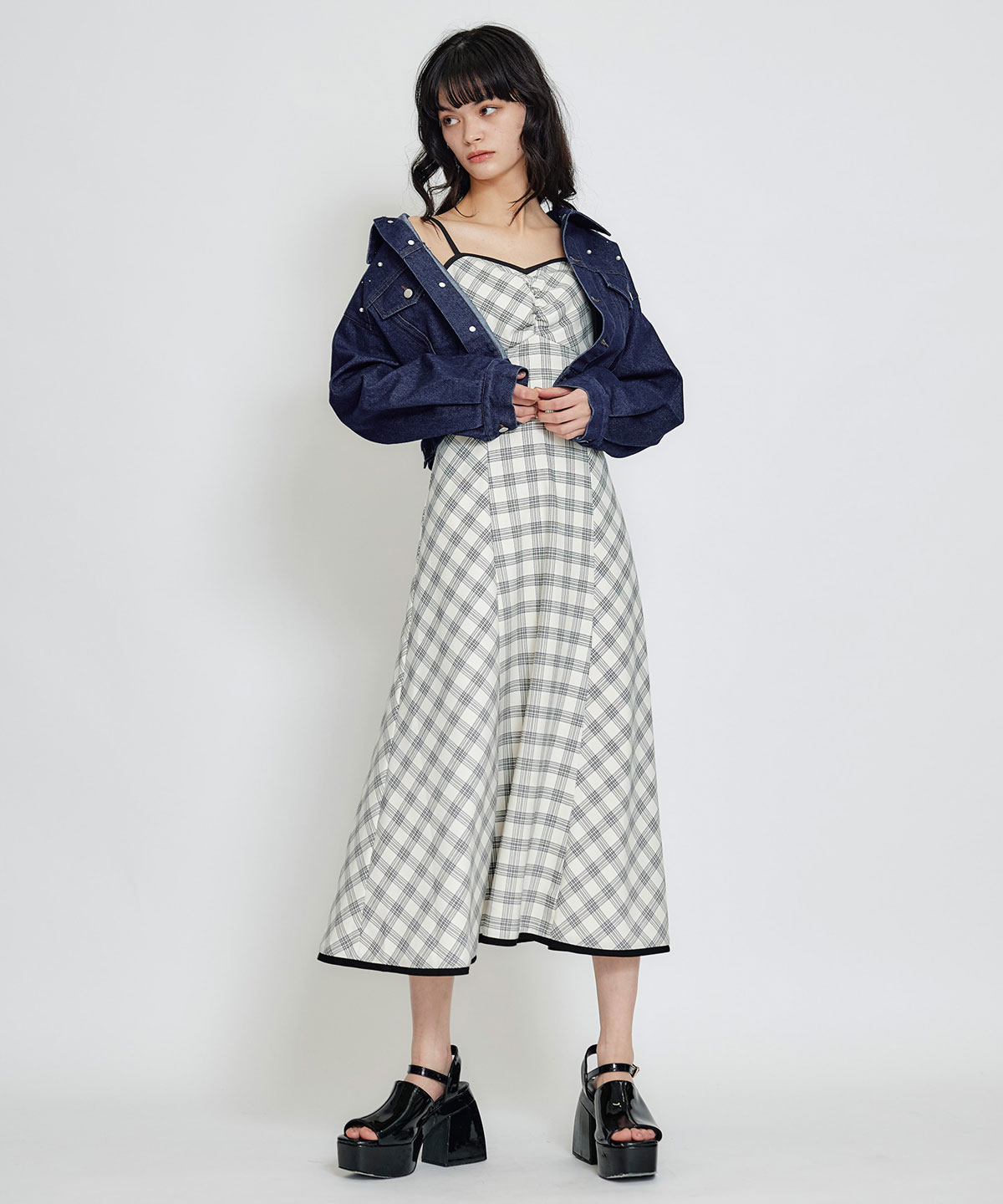 フラワービジューパールデニムジャケット