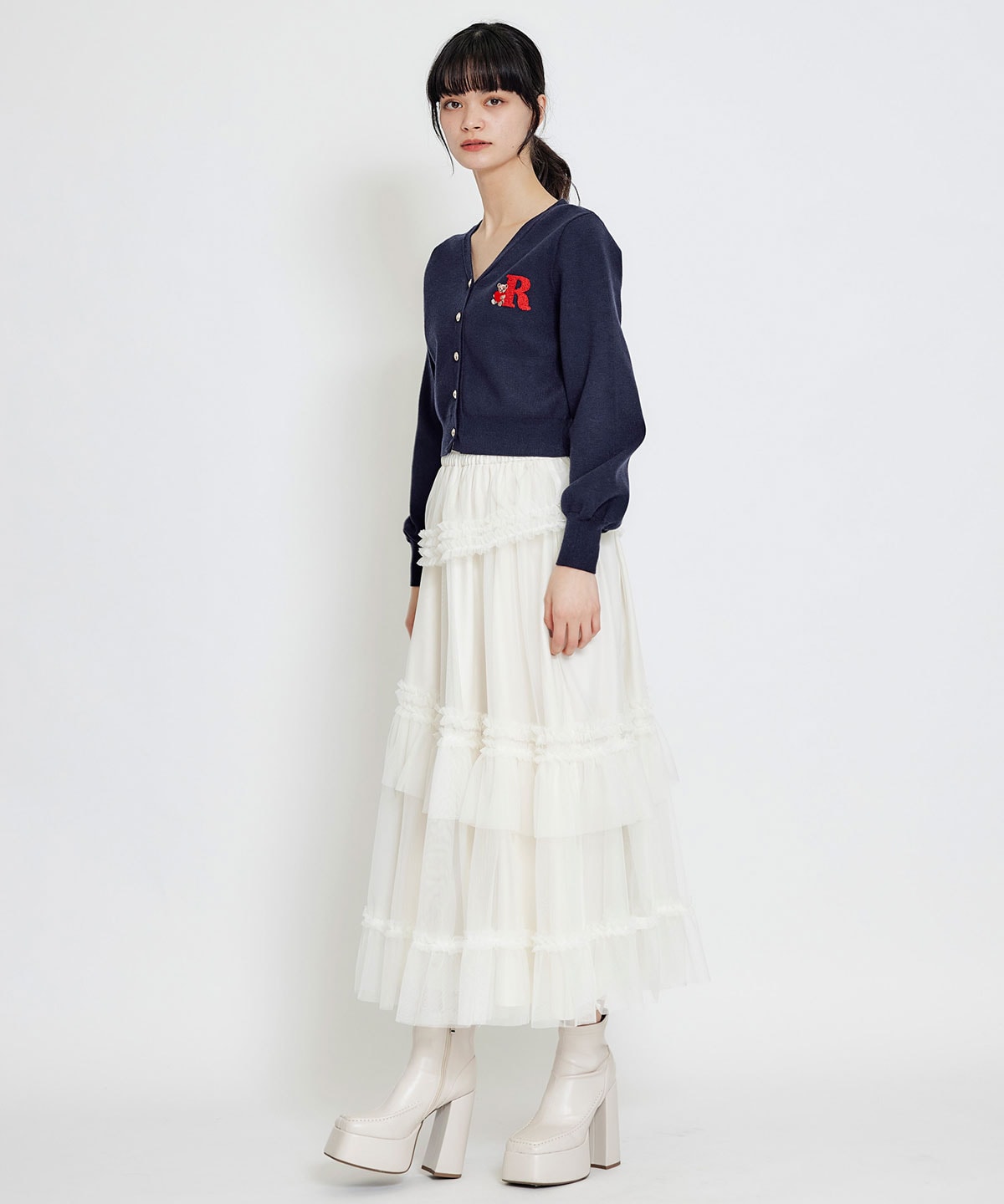 【2/13(金) 昼12時発売開始】AzelyハートVネックカーディガン