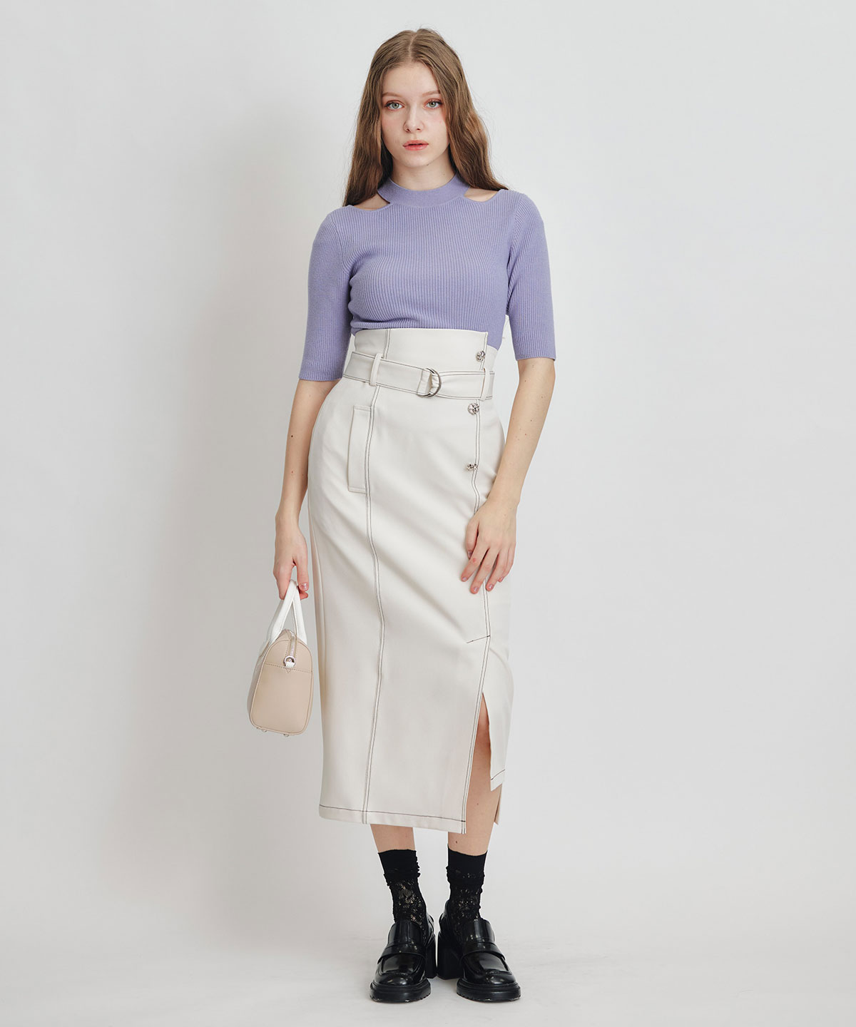 カットアウトハーフスリーブニットプルオーバー