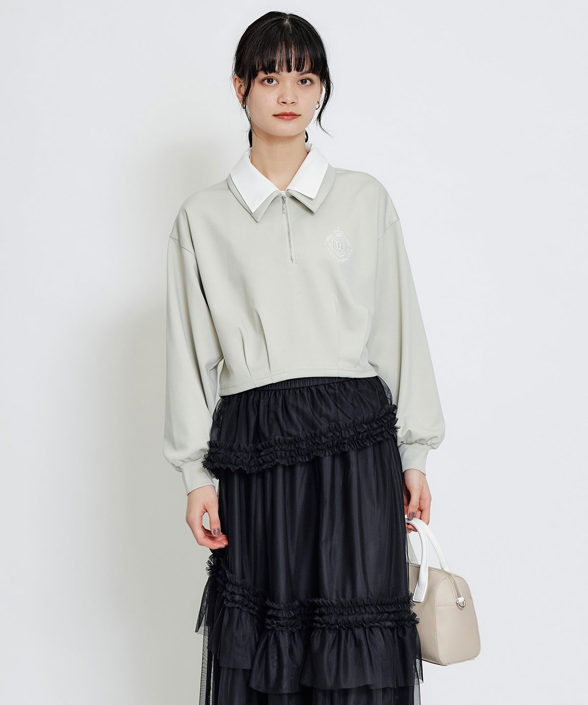 エンブレムダブルカラーカットプルオーバー