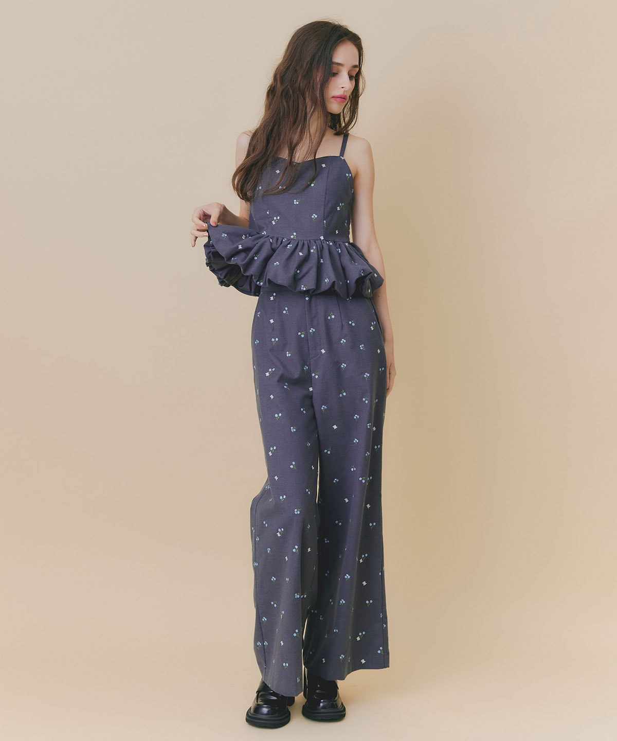 【Fleur monogram Series】フルールモノグラムエンブロイダリーバルーンペプラムビスチェ