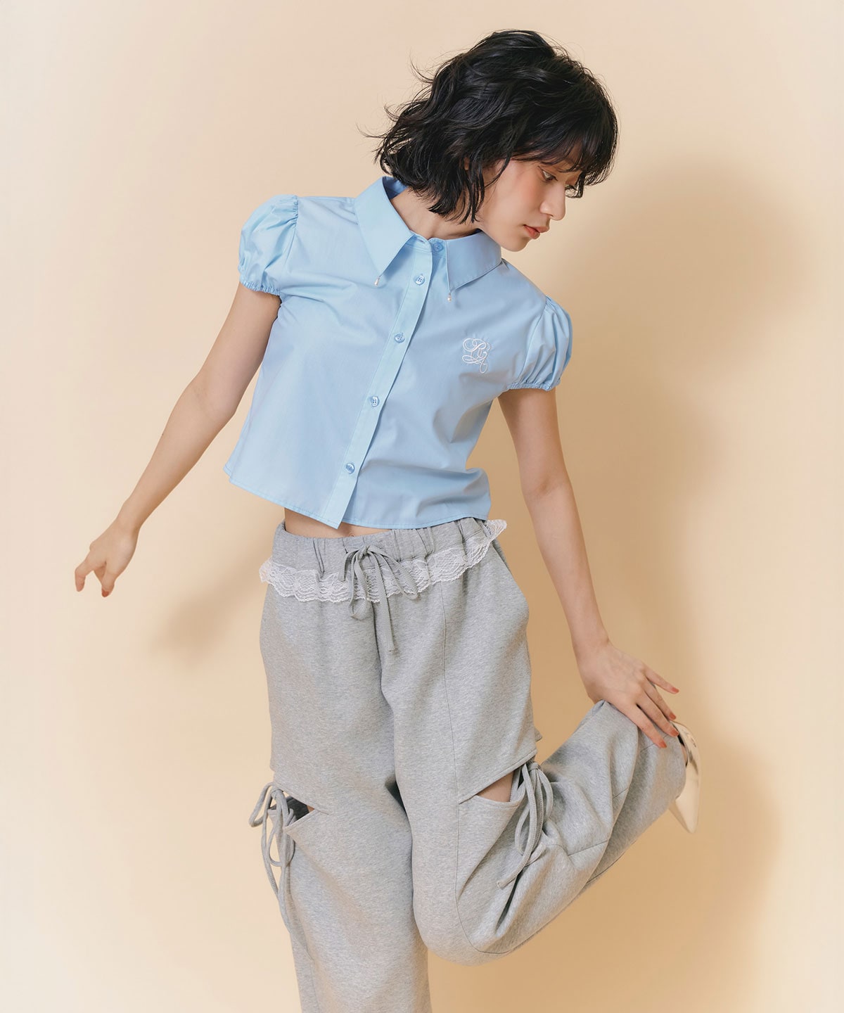 ウエストレースサイドカットアウトパンツ