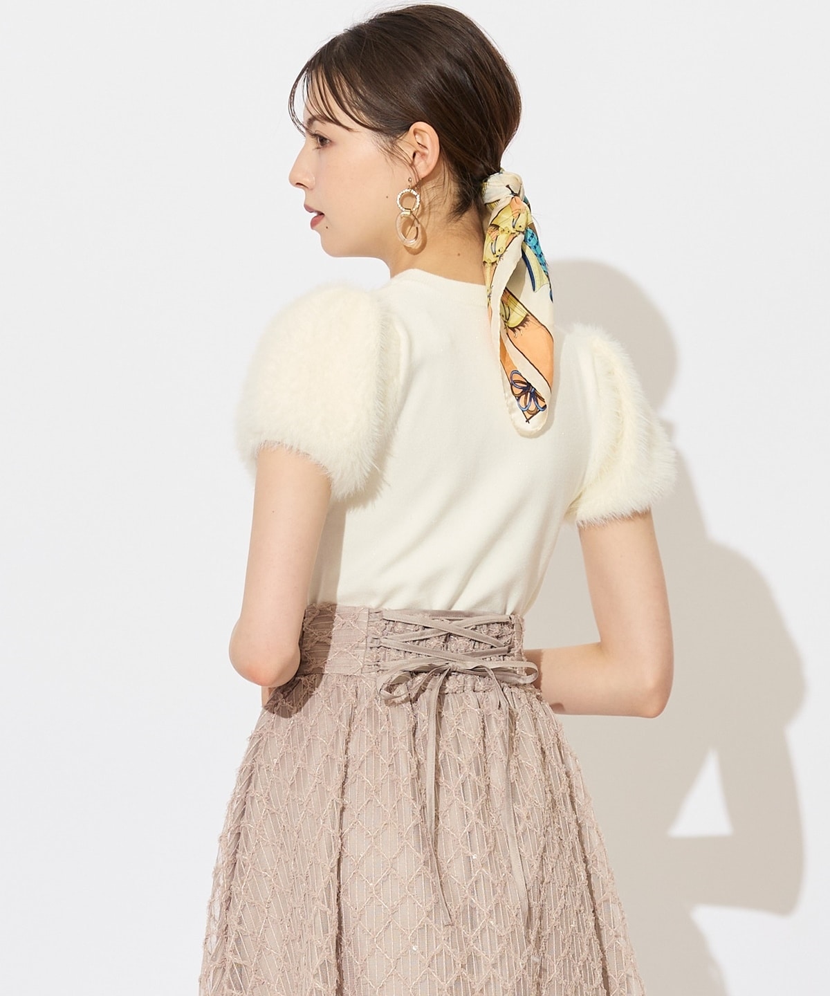 ふわふわフェザースリーブラメニットプルオーバー