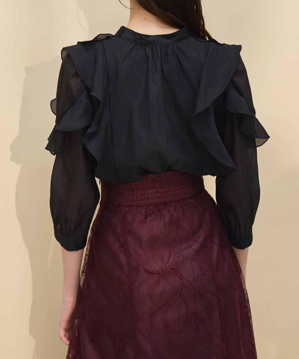 シアービッグリボンフリルブラウス