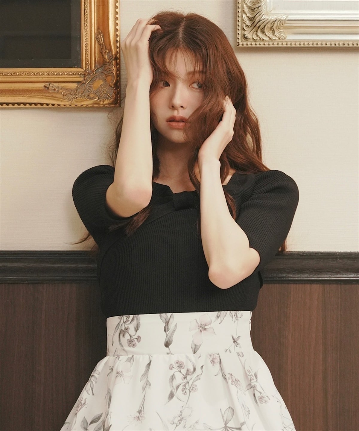 フローラルプリントタックフレアスカート