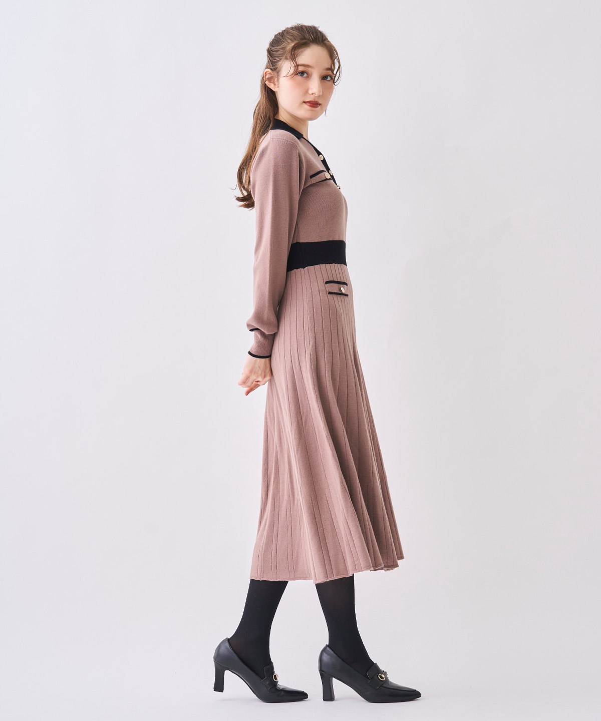 【12/5(Fri)発売開始】配色ポロニットワンピース